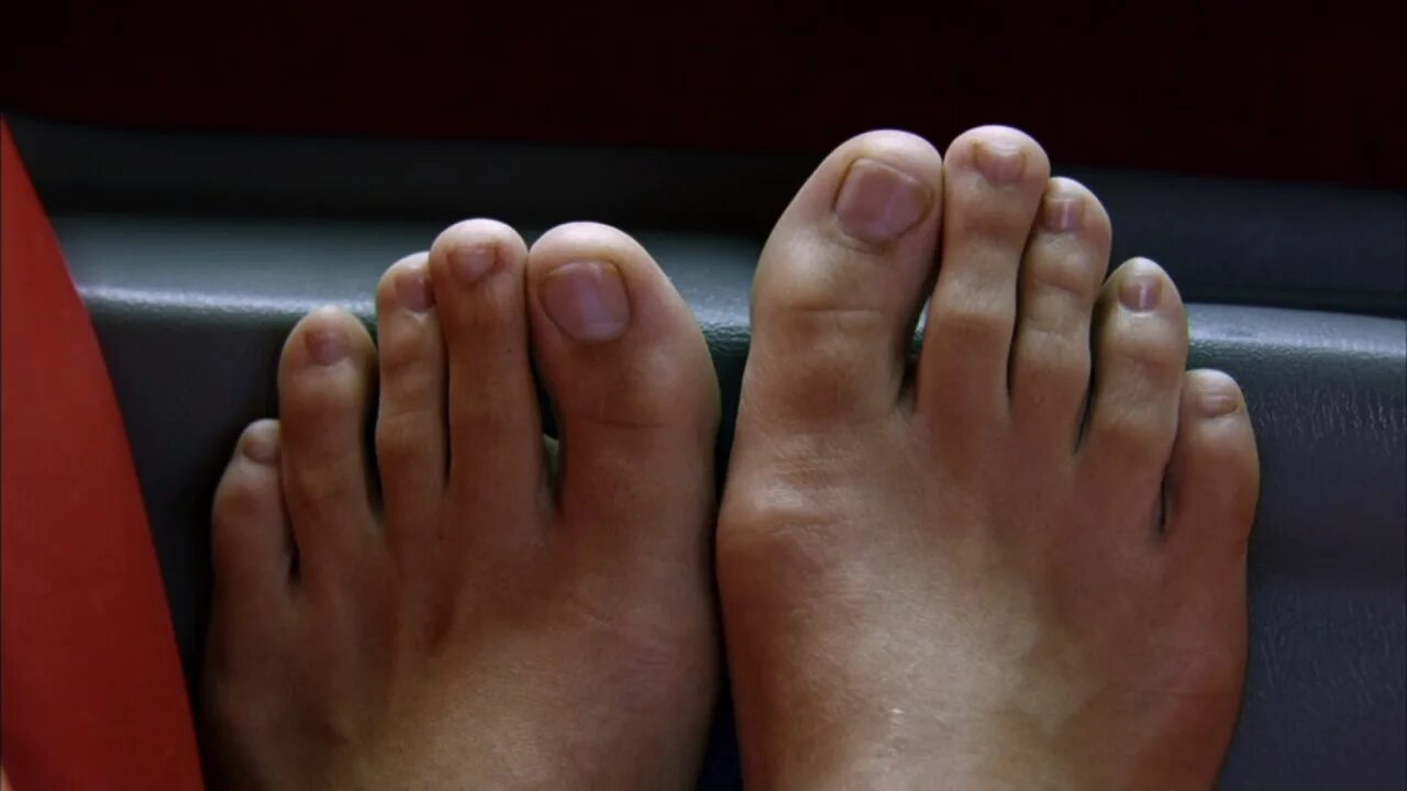 Feet foot chat