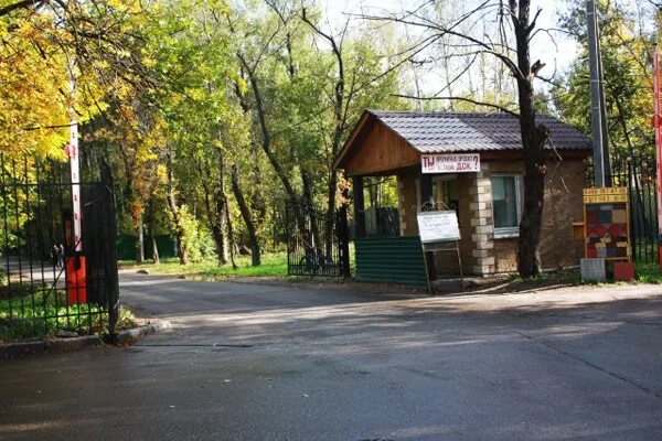 Дом лианозово. ДСК им Ларина Лианозово. Поселок имени Ларина. Дачный поселок имени Ларина. Поселок Ларина в Лианозово.