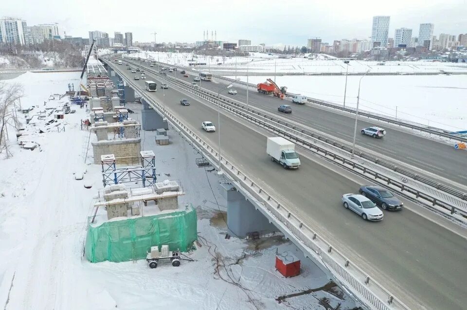 Необычные жители в реке белой уфа. Авто мост уфа. Шакшинский мост. Зиминский мост уфа. Мост через реку белая уфа 1956.