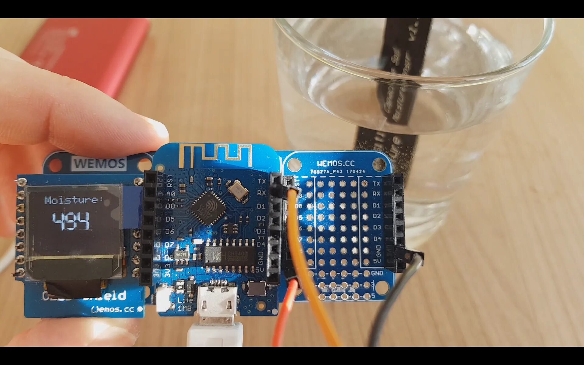 Wemos arduino ide. Wemos d1 mini lite. esp wemos шилд дисплей. capacitive soil moisture sensor v1.2. arduino wemos.
