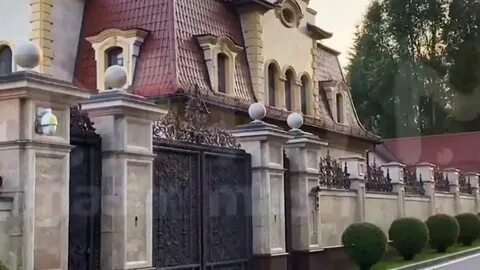 Замок пугачевой продан