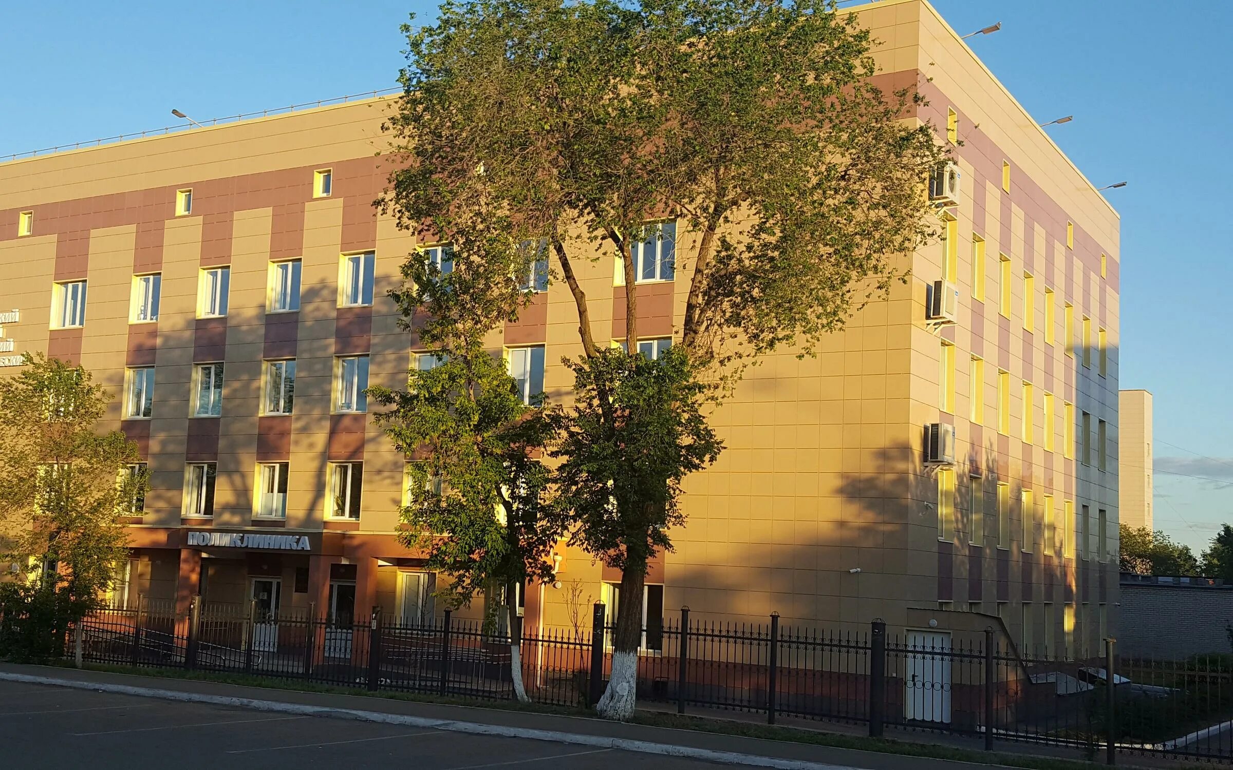 Оренбургский областной онкологический диспансер эгдс. Гбуз «областной онкологический диспансер» г. Гагарина 11 оренбург онкологический диспансер. Онкологический центр оренбург гагарина 11. Онкодиспансер оренбург официальный сайт.