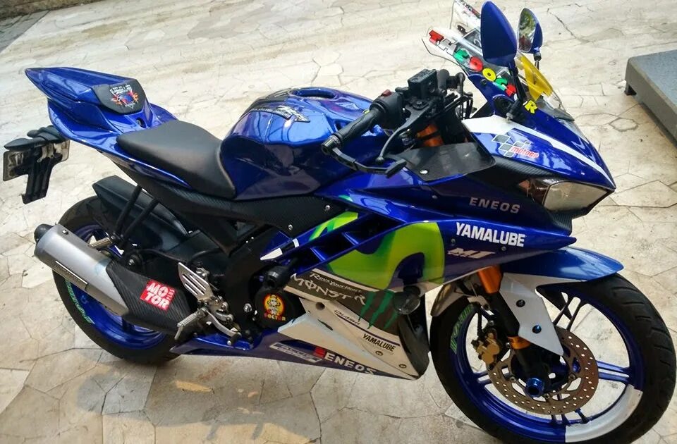 R 25 a b c