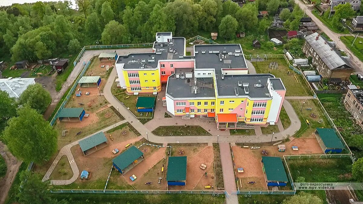 Сырково великий новгород. Детский сад 53 великий новгород. Новый детский сад. Фасады детских садов. Сад 83 великий новгород корпус 3.