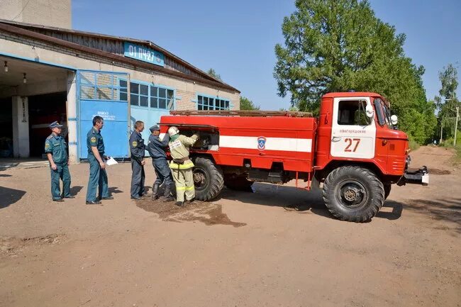 ПЧ 27 Удмуртия. Пожарная часть Омутнинск. Пожарная часть в посёлке. Пожарная часть в деревне. Пч п