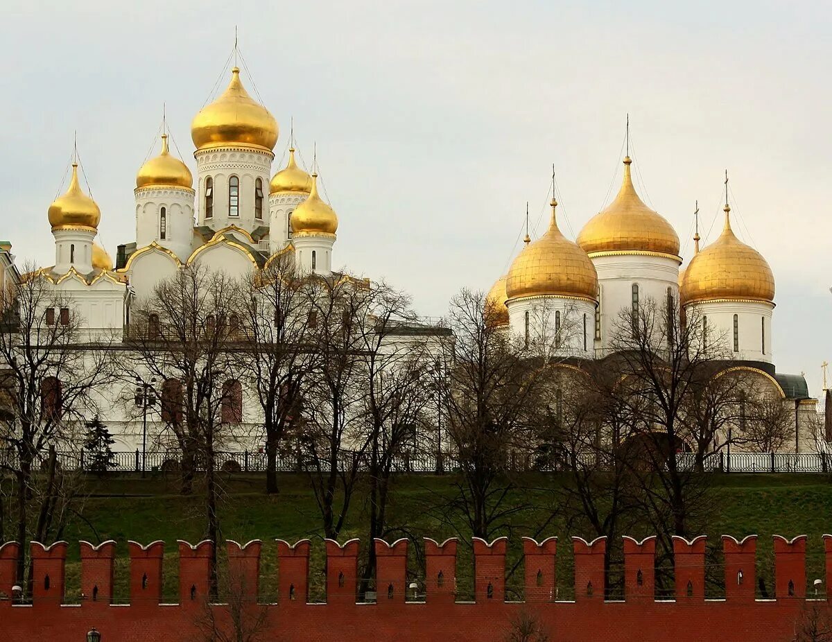 Храмы Москвы златоглавые. Москва златоглавая. Храмы церкви купола Москва златоглавая. Русь златоглавая храмы.