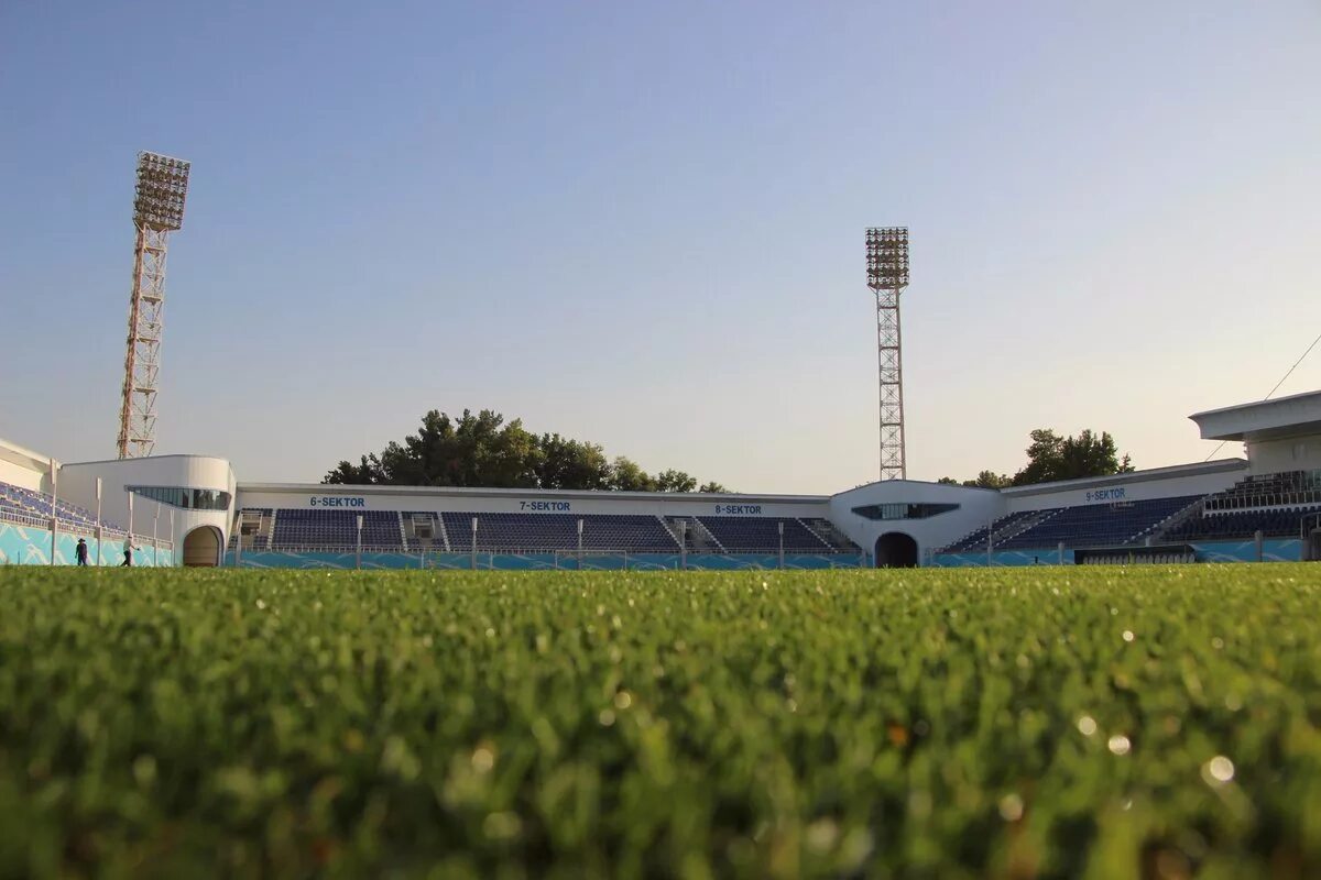 Локомотив ташкент пахтакор. Стадион Локомотив Ташкент. Локомотив Ташкент Stadion. Локомотив стадионы Tashkent. Джар (стадион, Ташкент).