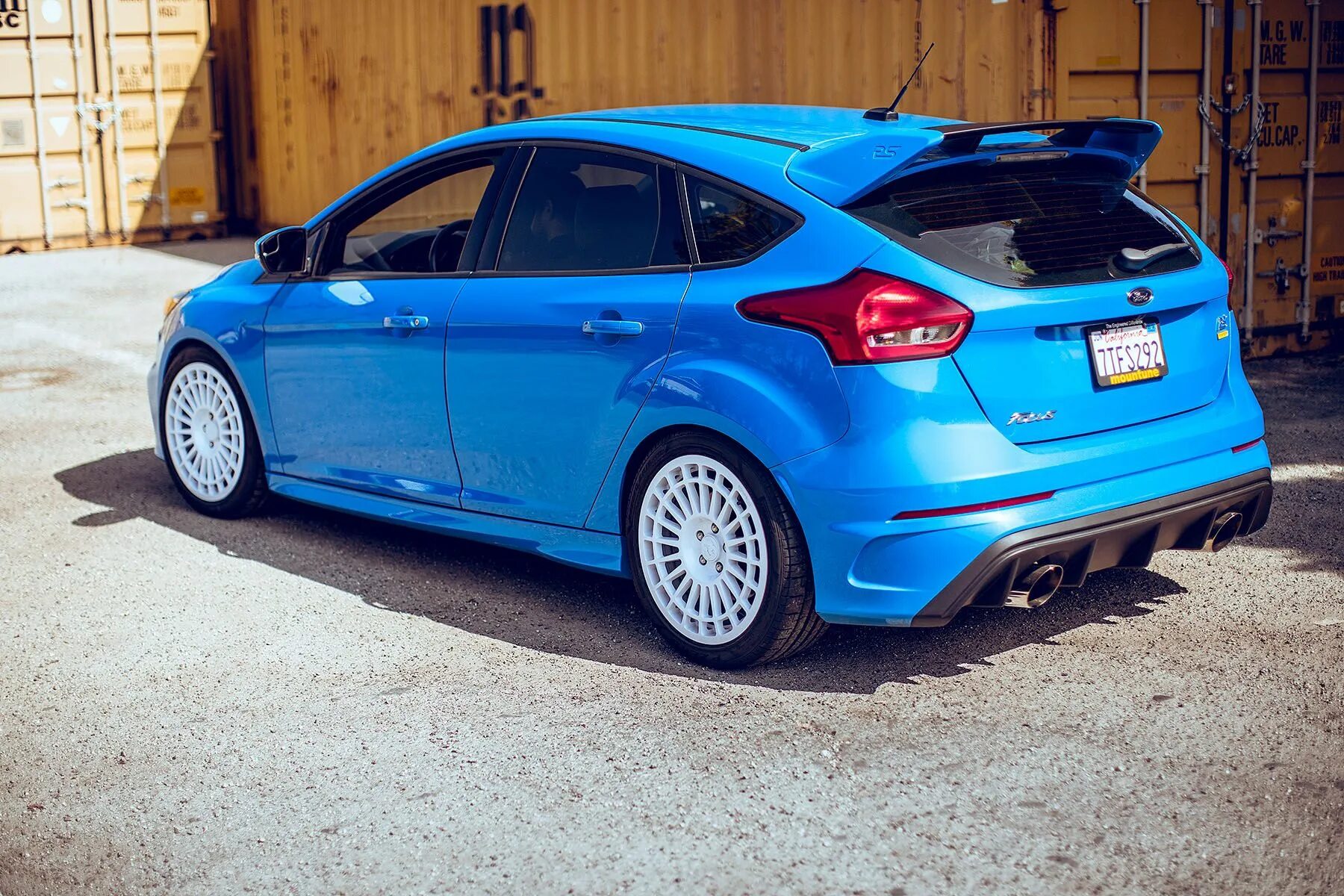 Ford Focus 3 Wheels. Ford Focus 3 RS Nitro Blue. Ford Focus 3 BBS. Ford Focus RS 2005. Форд фокус 3 количество