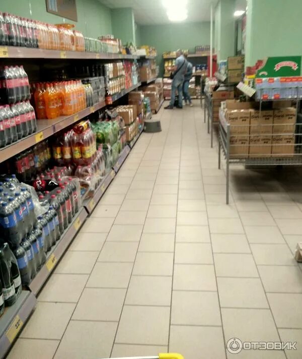 Чижик магазин липецк. Сеть чижик жестких дискаунтеров. Чижик торговый зал. Чижик x5 retail group. Дискаунтер чижик.