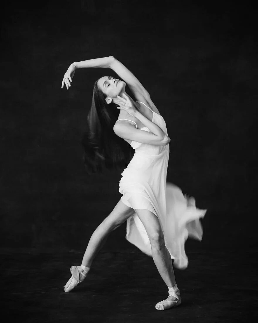 Фото балерины в танце. Каролина курас. tanya howard. диана белова танцоры. фотосессия танцоров.