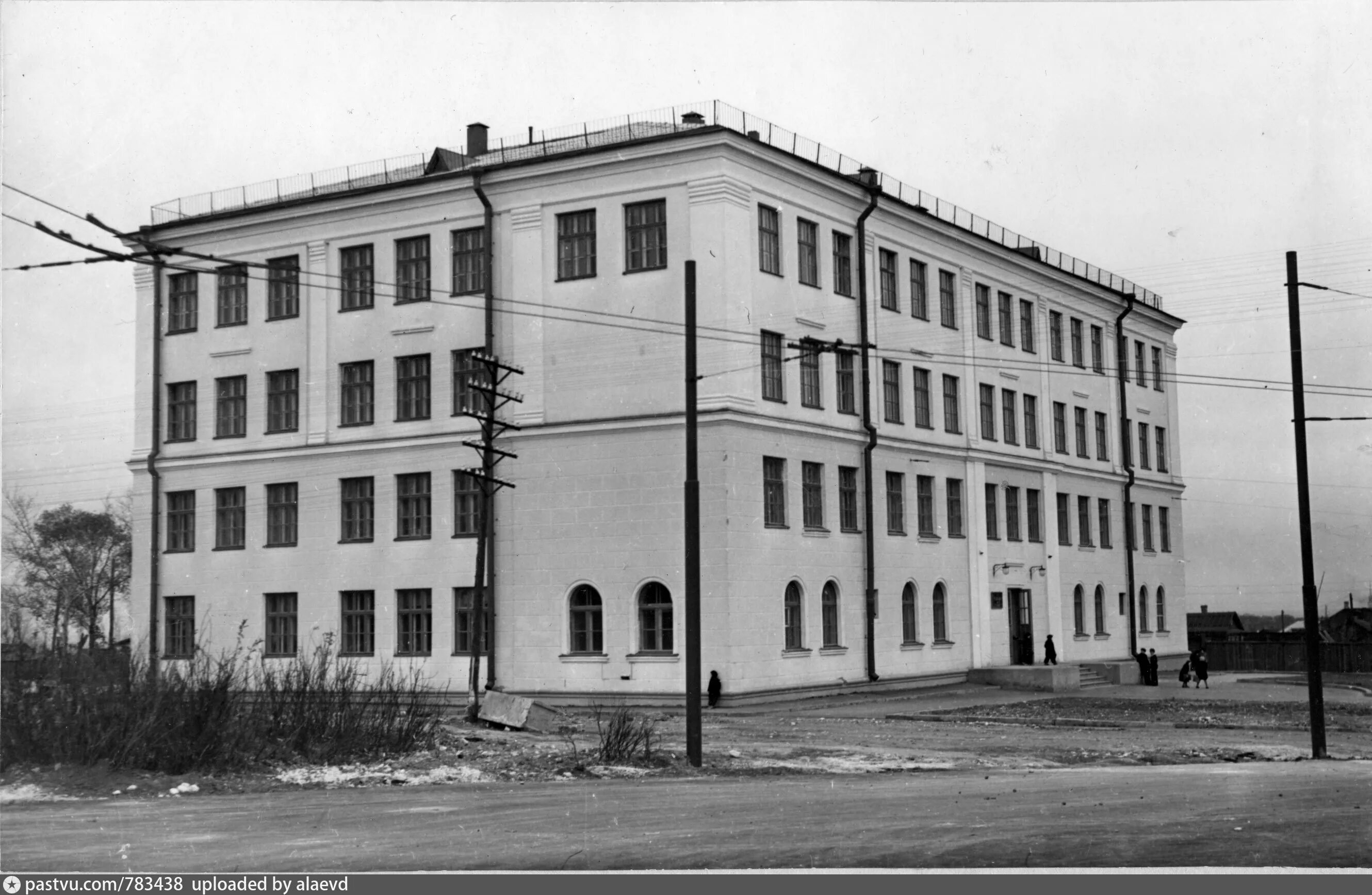 Сайт школы 1955 москва. Школа 8 Рязань. Школа 1956 Москва. Рязань 1956. Школа здание в 1956уруша.