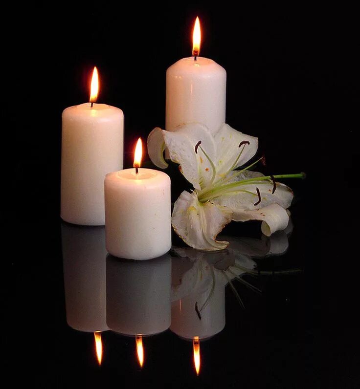 фотография зажженной свечи. для презентации горит свеча. свечки со словами. свеча. свечки со словами.