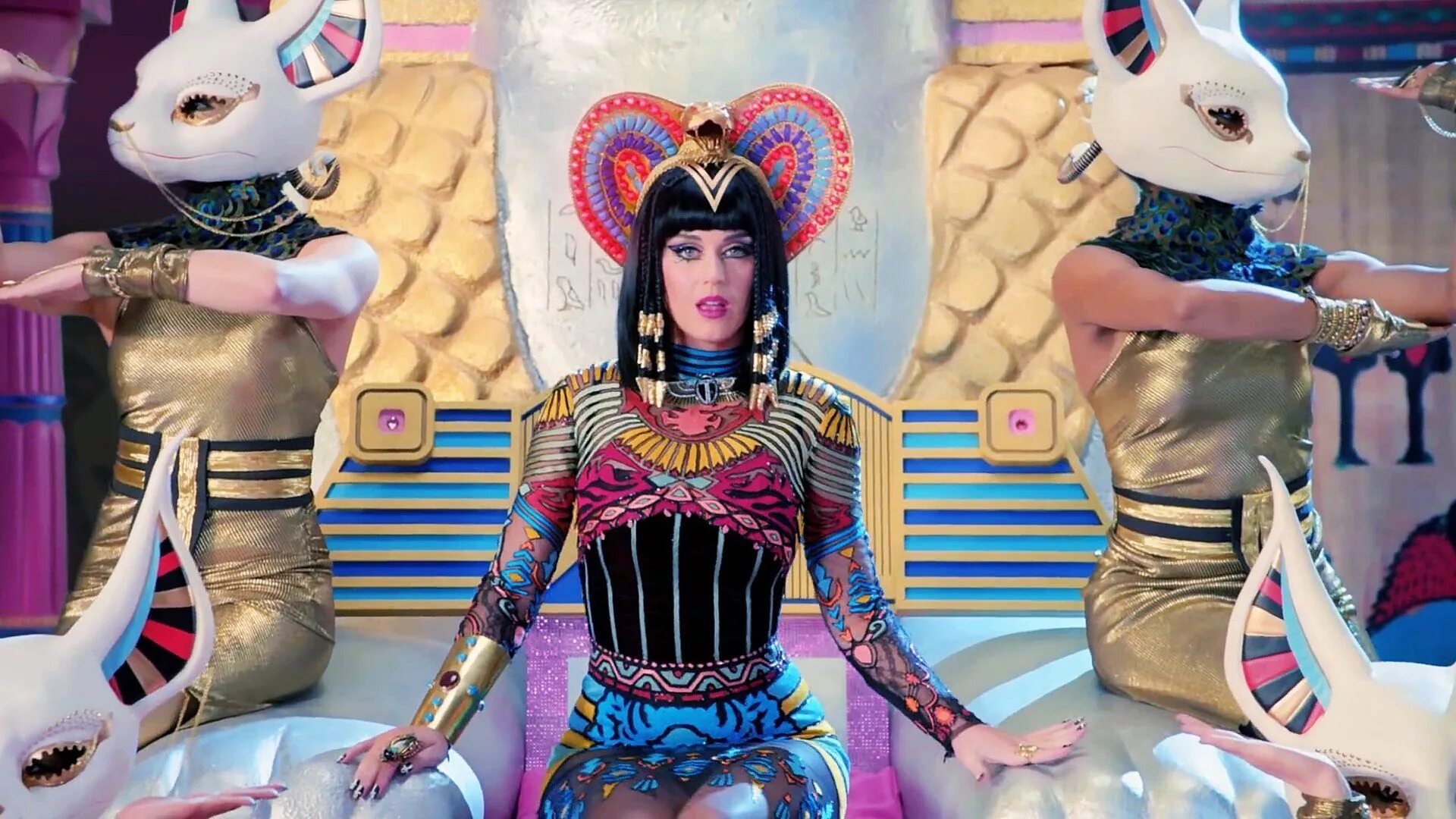 Песня dark horse katy perry. Katy perry dark horse. Кэти перри клип про египет. Песня dark horse katy perry. Кэти перри dark horse.