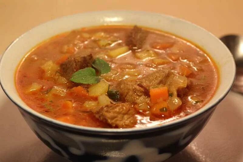 Как приготовить вкусную шурпу из говядины