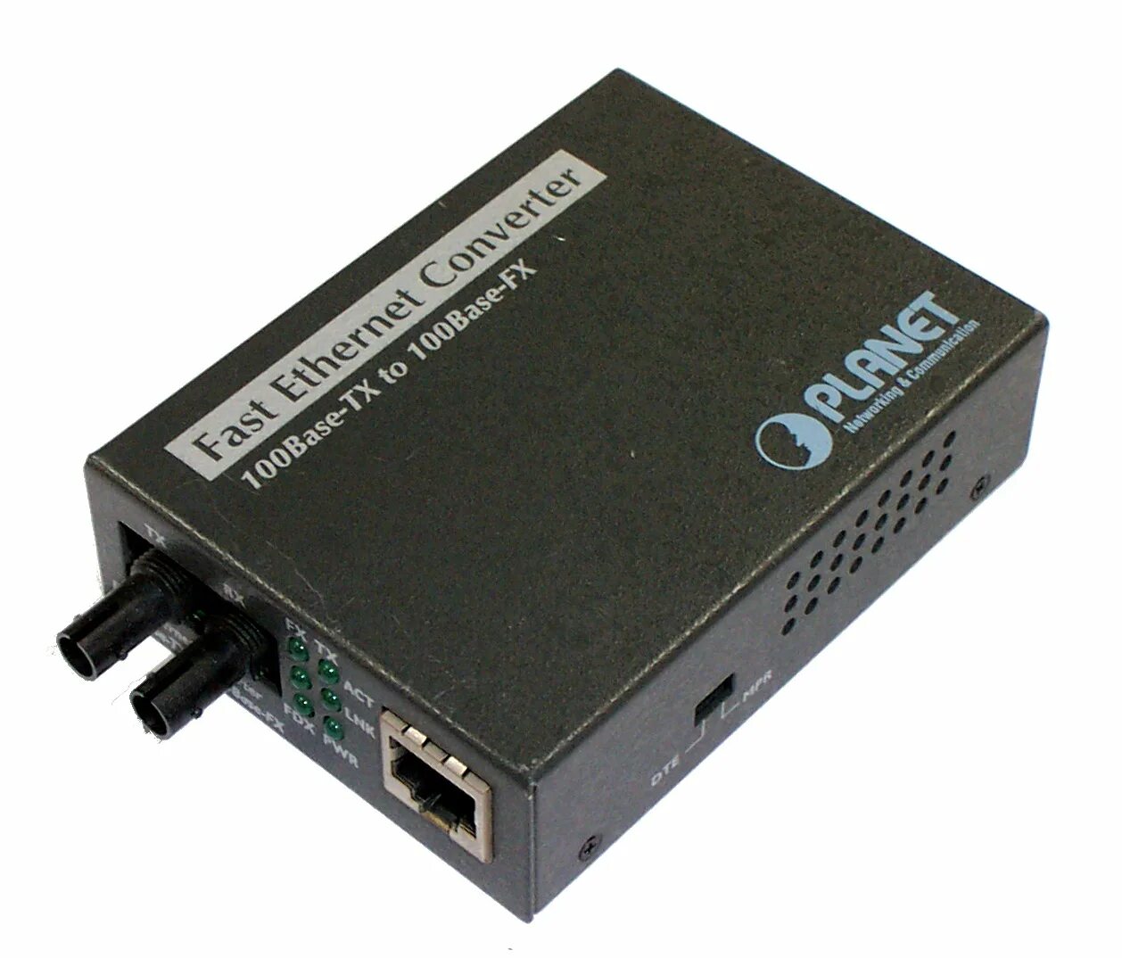 Медиаконвертер. Медиаконвертер st 706 planet. медиаконвертер fast ethernet tx-fx. медиаконвертер planet ft-702. адаптер planet ft-802s35.