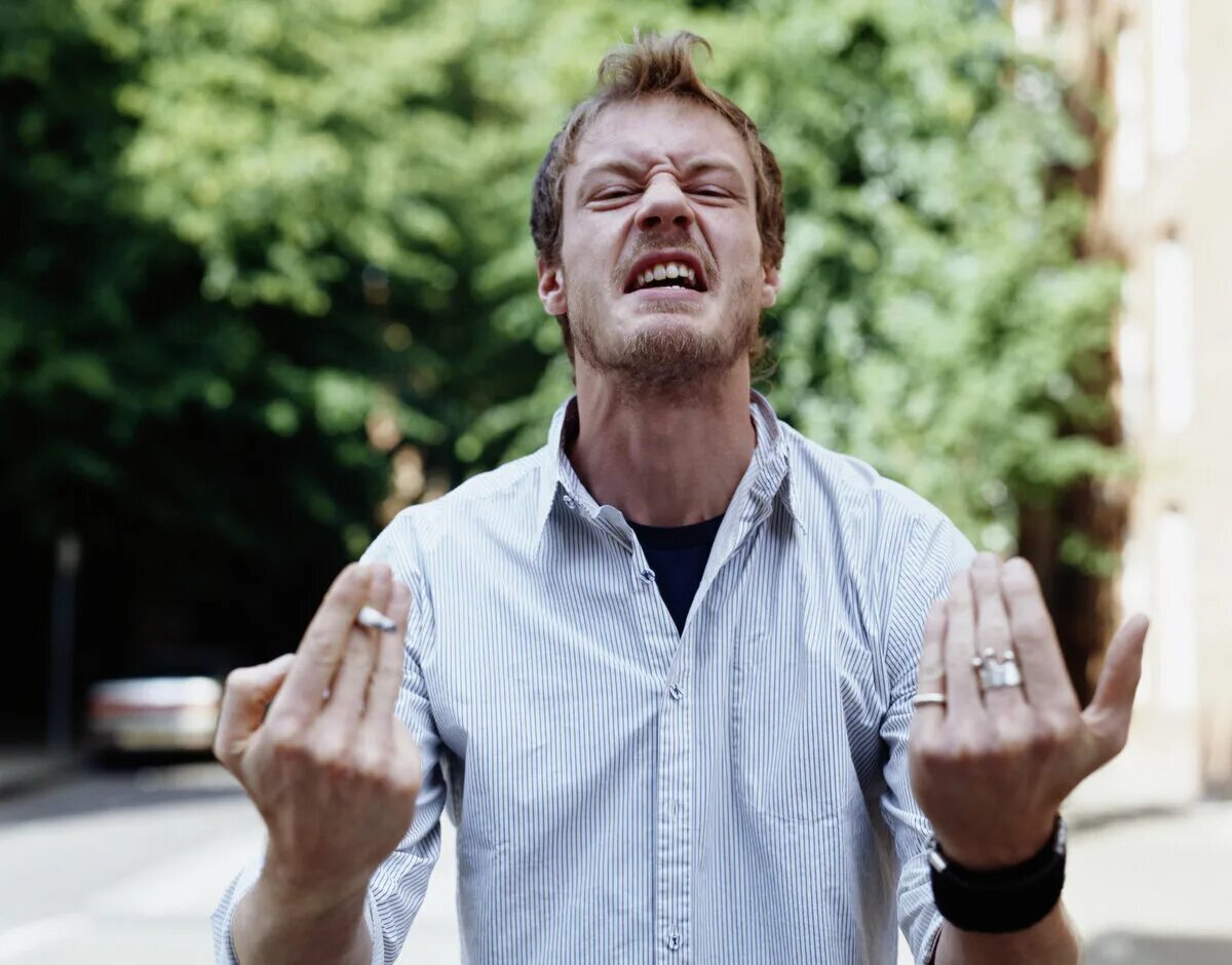 Кружки ненависти. Quotes about angry people. The people are angry. Cycle of hatred. Круг ненависти.