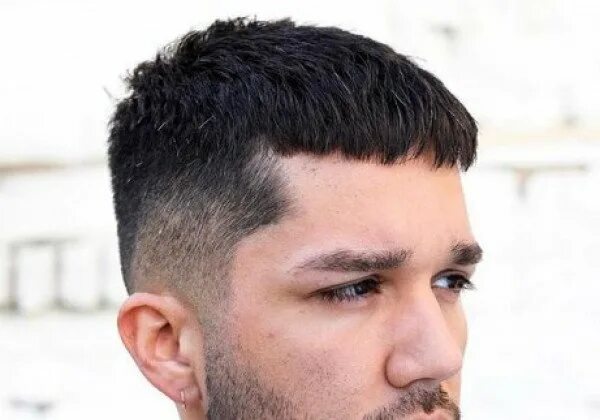Caesar Haircut: +25 Fade, Light & Dark Caesar Hairstyle Ideas Mens hairstyles sh
