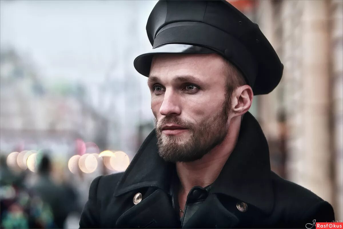 колоритный такой чуб большой фуражка. колоритный такой чуб большой фуражка. колоритный такой чуб большой фуражка. грузинская фуражка аэродром. фуражка товарища сухова.