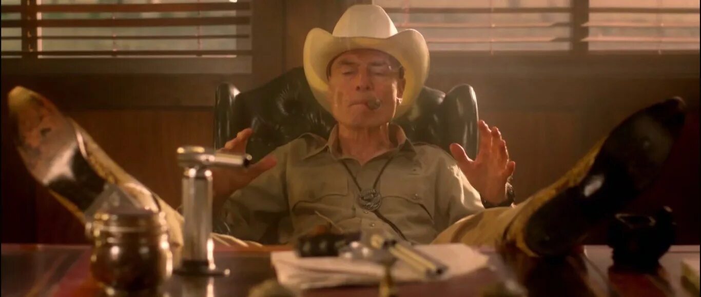 человеческая многоножка 3 сороконожка. человечкскаямногоножка 3. Harvey. человеческая многоножка 3 хорошее качество. харви laurence r.