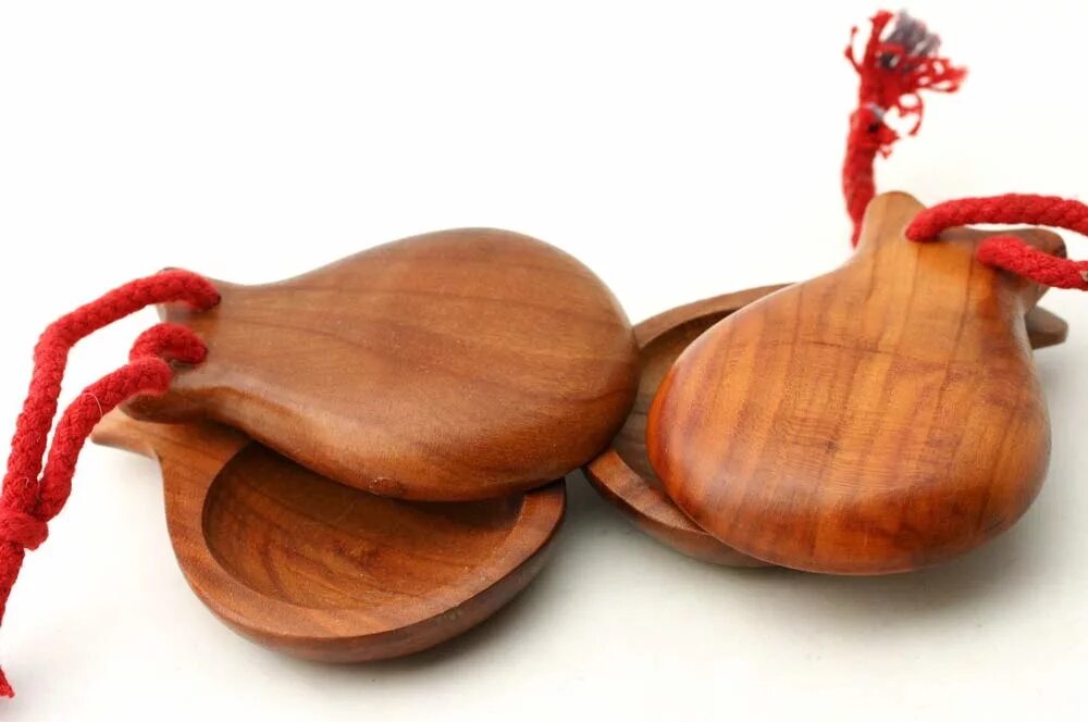 Гайта музыкальный инструмент. Бандуррия музыкальный инструмент. Китаррон лютня. Испанские музыкальные инструменты. Марьячи мексика.