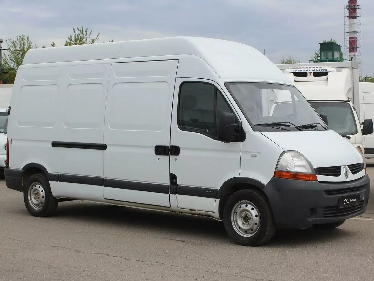 Купить легкий транспорт бу. Renault Master 2. Рено мастер цельнометаллический фургон. Renault Master 1 цельнометаллический фургон. Renault Master l3h2 белый грузовик.