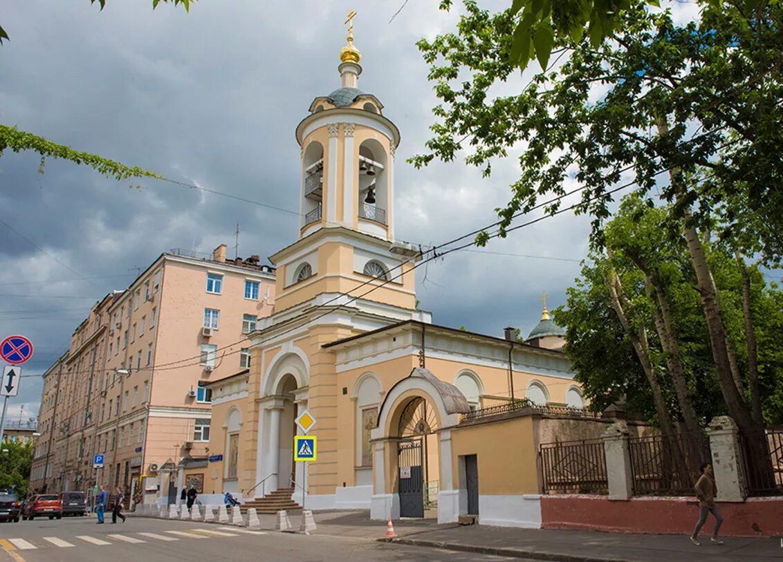Церковь рождества предтечи. Храм рождества иоанна предтечи на пресне. храм иоанна предтечи в москве. церковь иоанна предтечи в москве на пресне. рама рождества иоанна предтечи на пресне.