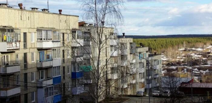 Спутник карпинск. Автомагазин форсаж карпинск. Карпинск свердловская область фото. Карпинск панорама города. Автомагазин карпинск.