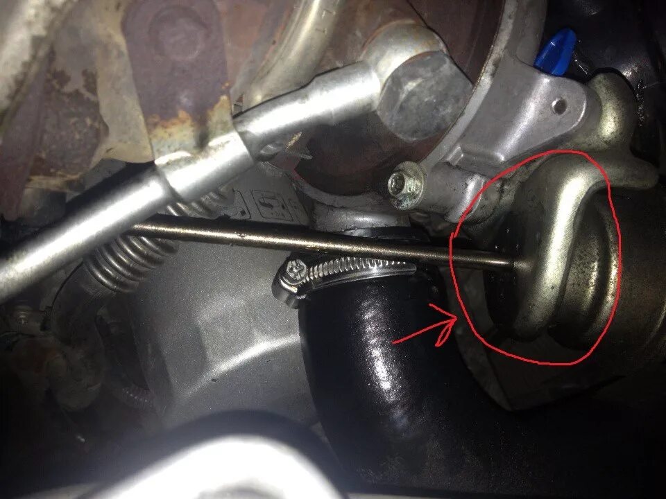 Актуатор вестгейта турбины n20b20. Актуатор турбины на ауди а4 б8. Шток актуатора турбины l200. Актуатора вестгейта турбины л 200. Клапан турбины l200 2.