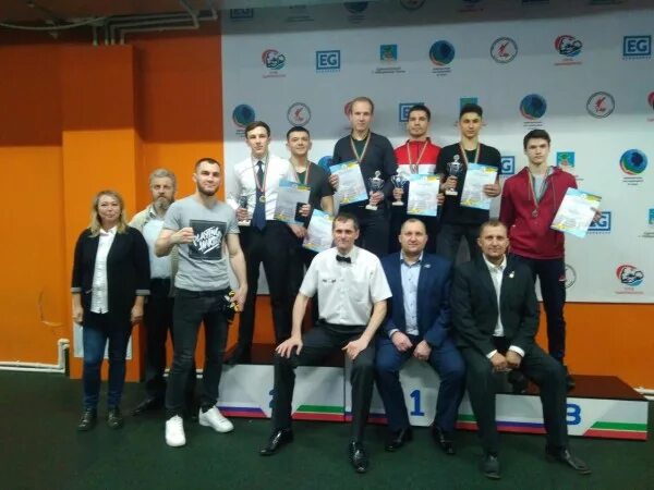 Владимир трихонин кикбоксинг набережные челны-. Республиканские соревнования по кикбоксингу. Осипов сергей геннадьевич набережные челны. Боец из тольятти. Кикбоксинг набережные.