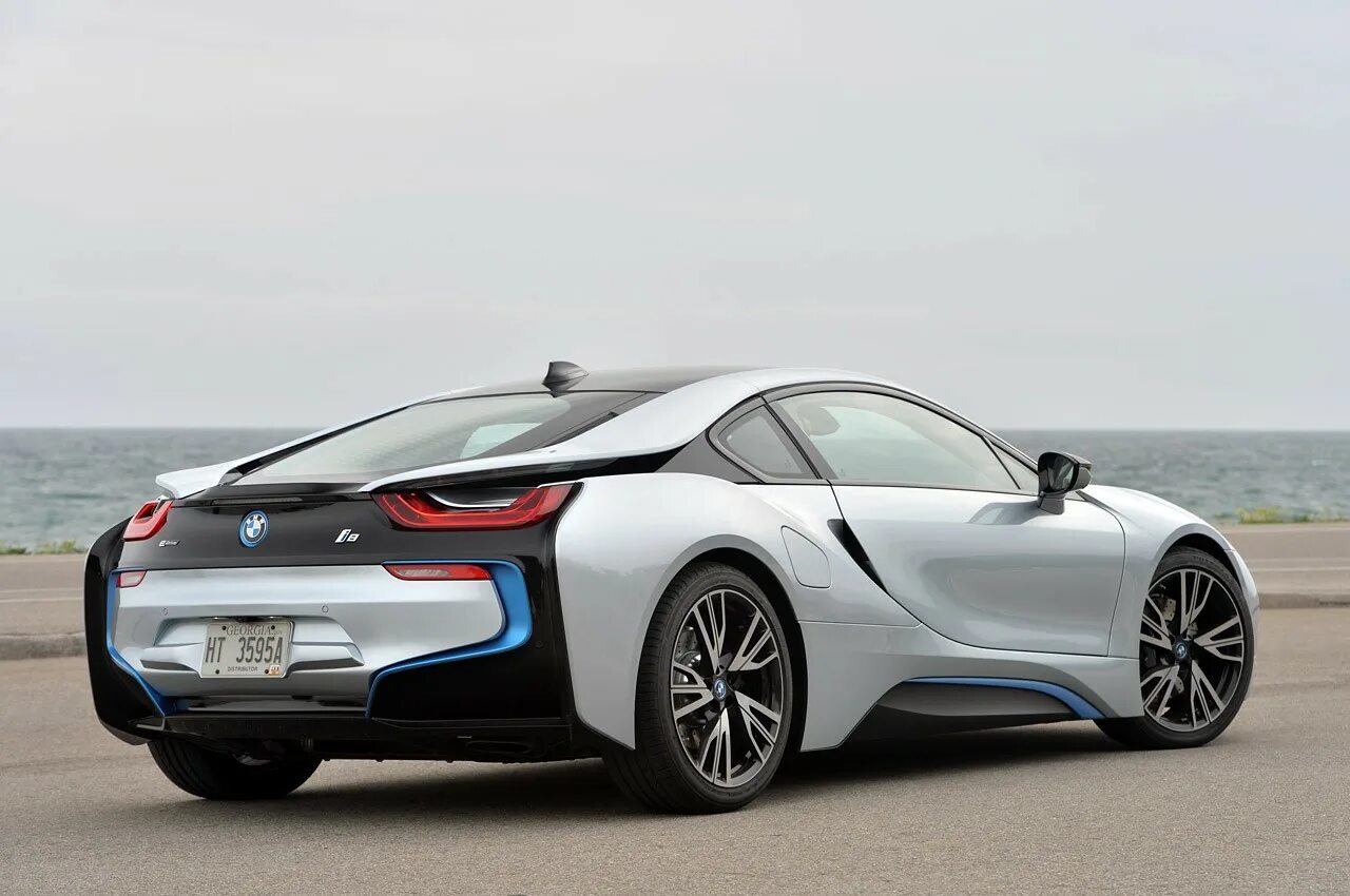 Bmw i8 белая. 8 i 8 i ответ. 8 i 8 i ответ. 8 i 8 i ответ. Bmw i8 2015.