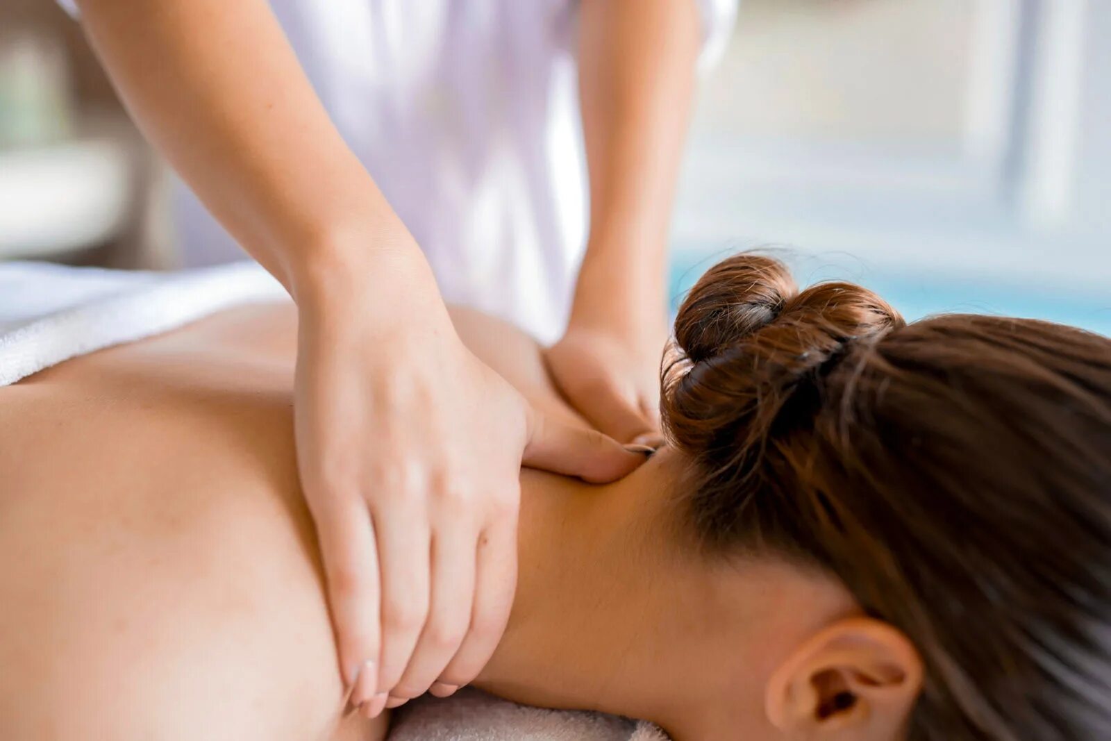 Don t massage. Ручной массаж тела. Массаж для пары. Классический массаж тела. Точечный массаж марма.