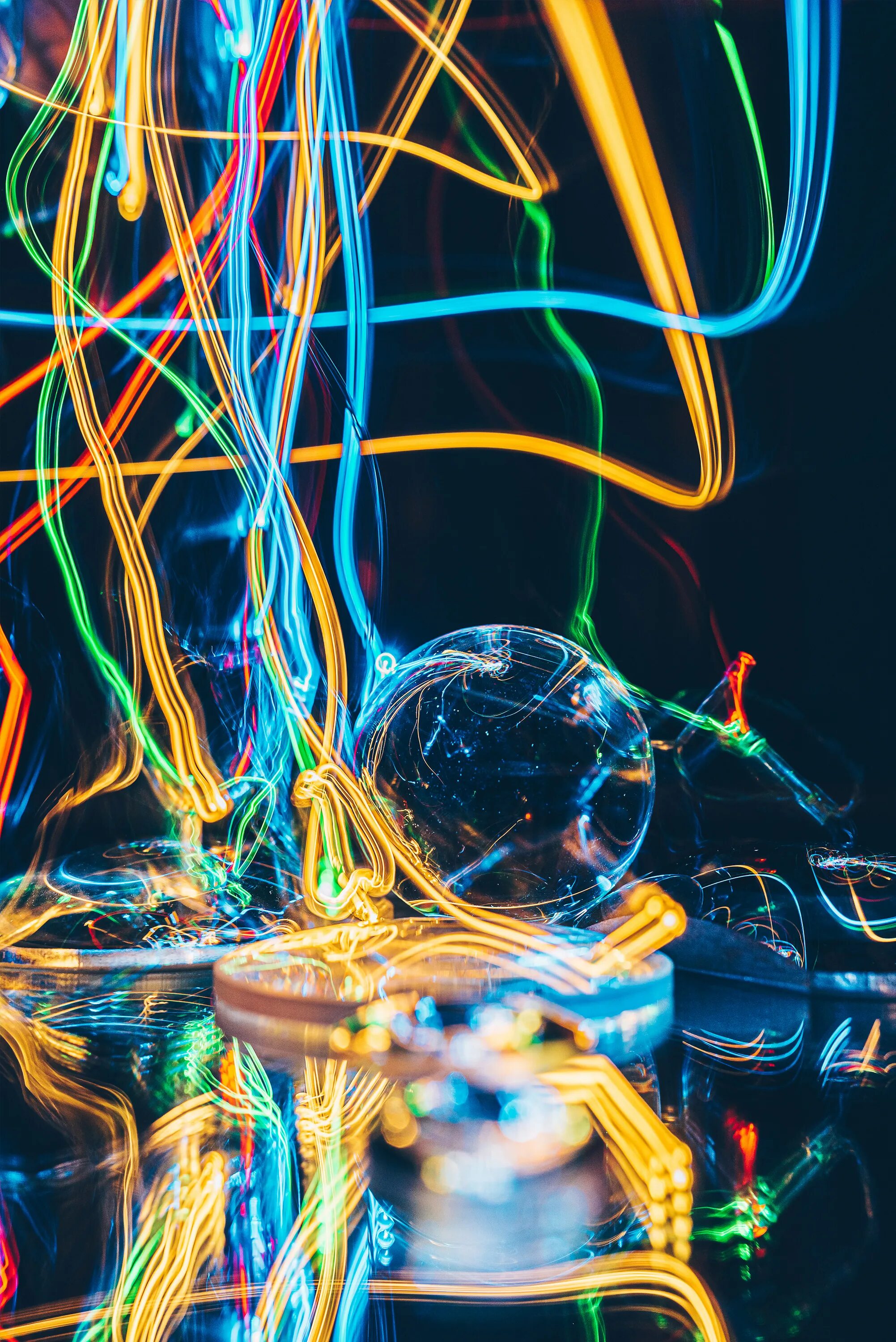 Эстетичные звуки для видео. Фотографии с короткой выдержкой. Эксперименты лэйн. Anime эксперименты лэйн wallpaper. Фотографии с длинной выдержкой с гирляндой.