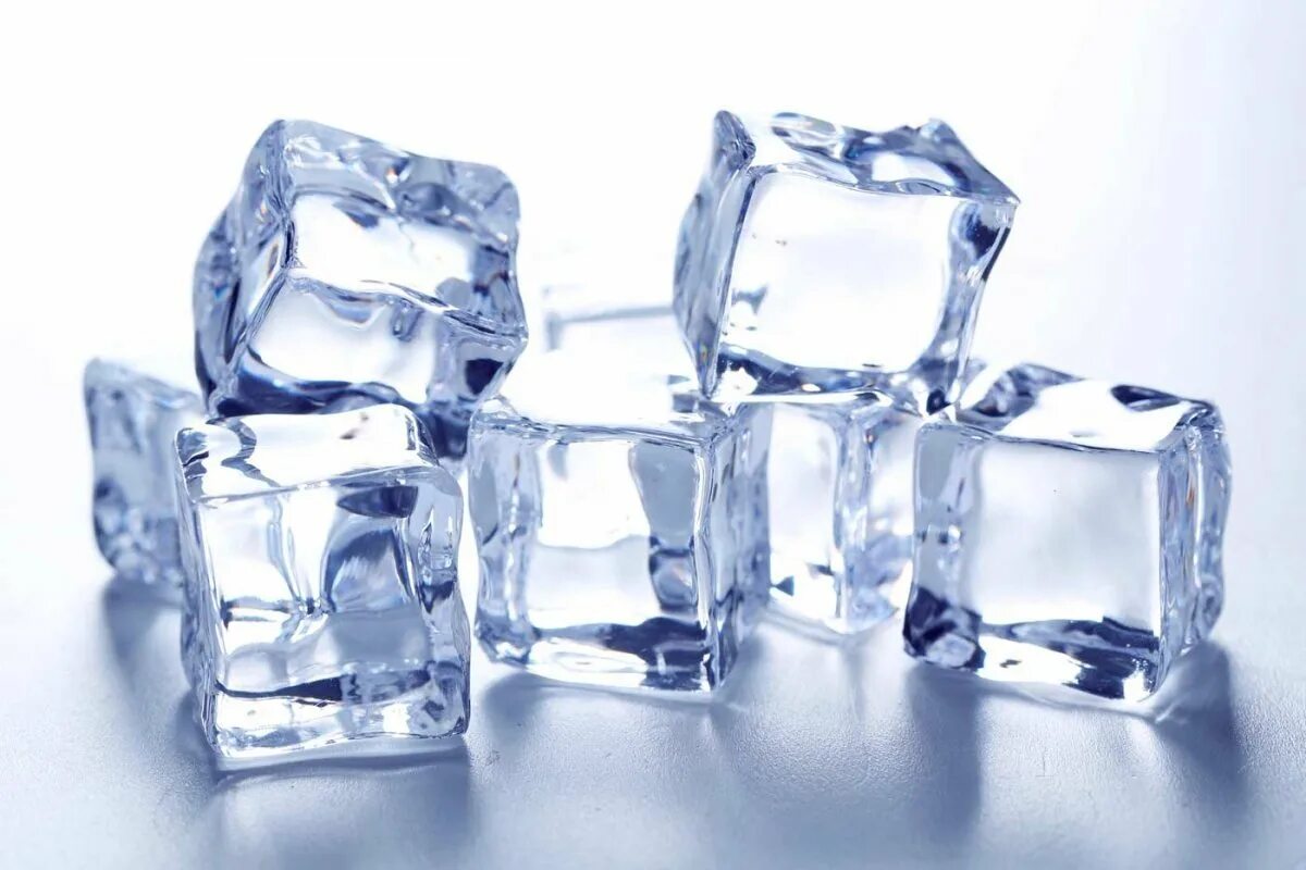 Сколько кубиков льда. Кубики льда. Кубики льда вблизи. Кубики льда текстура. Кубик льда картинка.