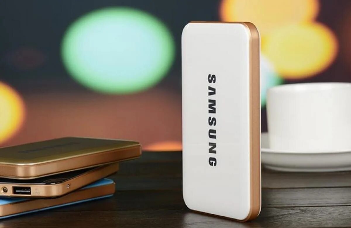 Повер банки самсунг. Power Bank Samsung. Внешний аккумулятор самсунг 20000 Mah. Внешнее зарядное Samsung. Портативная зарядка с дизайном.