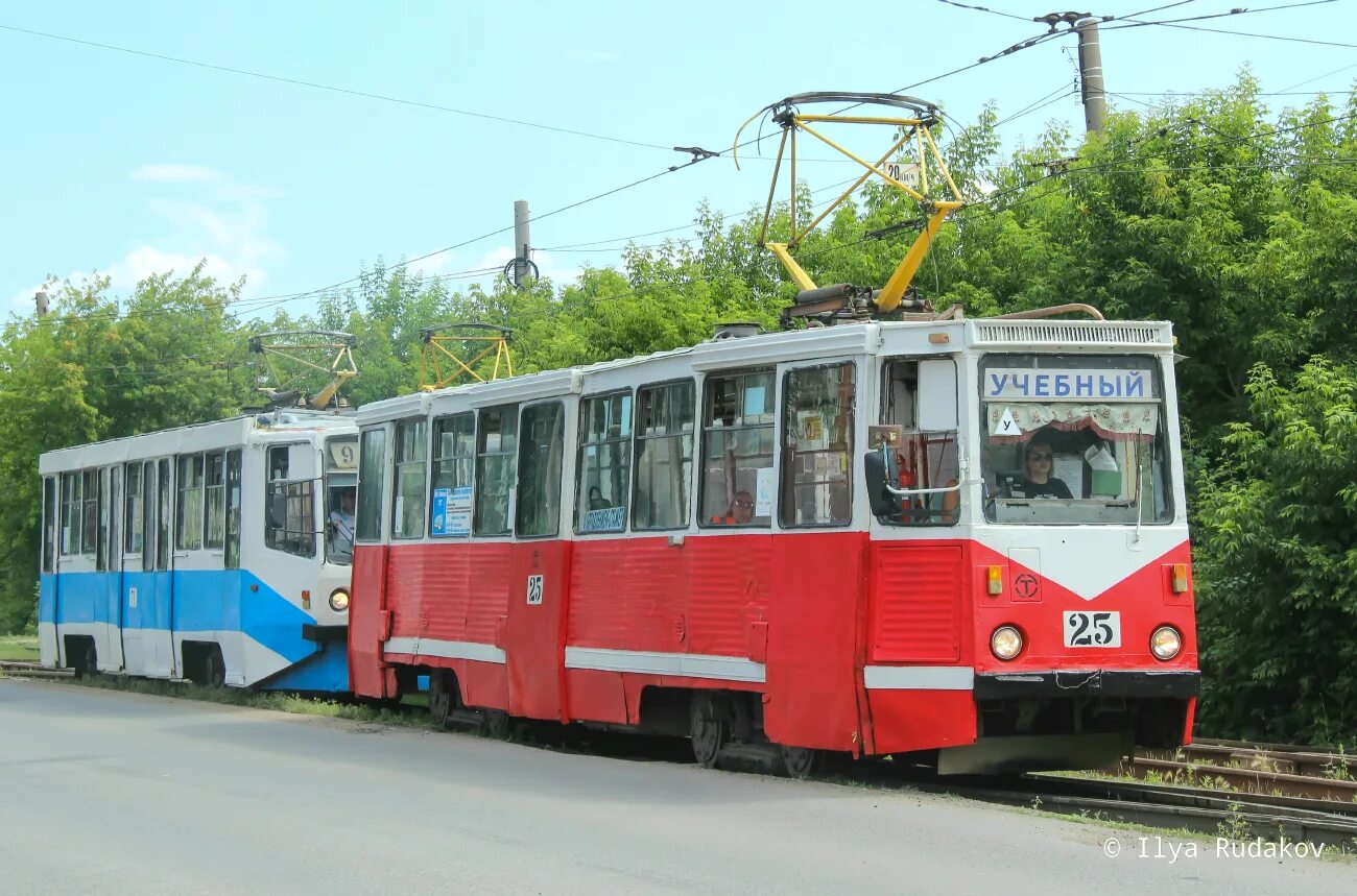 71-605 Трамвай. 71-605. Омский трамвай 71 605. Трамвай 71-605 Горизонт.