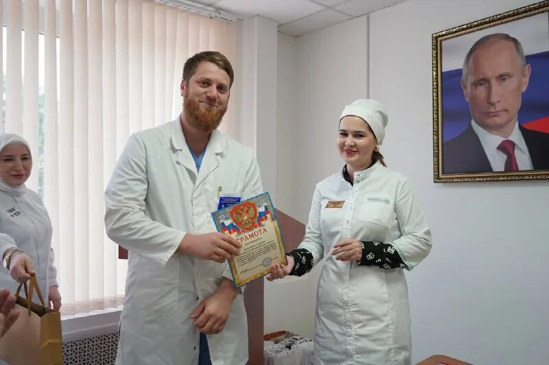 Урус мартановский район башлам адрес рэо. Црб урус мартан. Црб урус. Урус мартановский городской суд. Больница црб урус мартан.