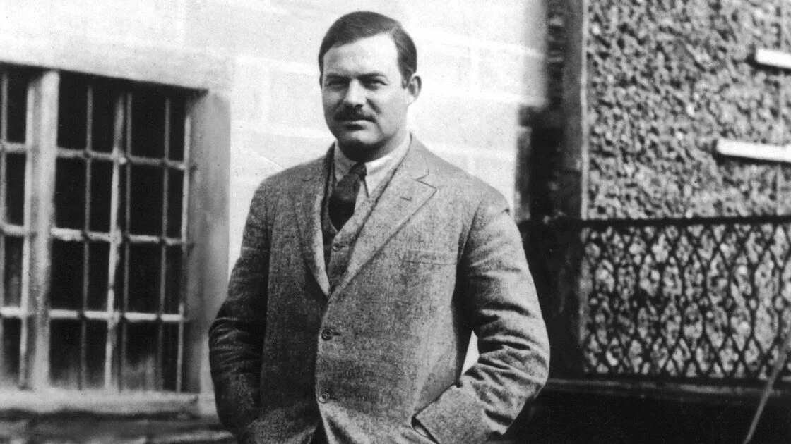 Хемингуэй первая. Ernest Miller Hemingway. Хемингуэй в молодости.