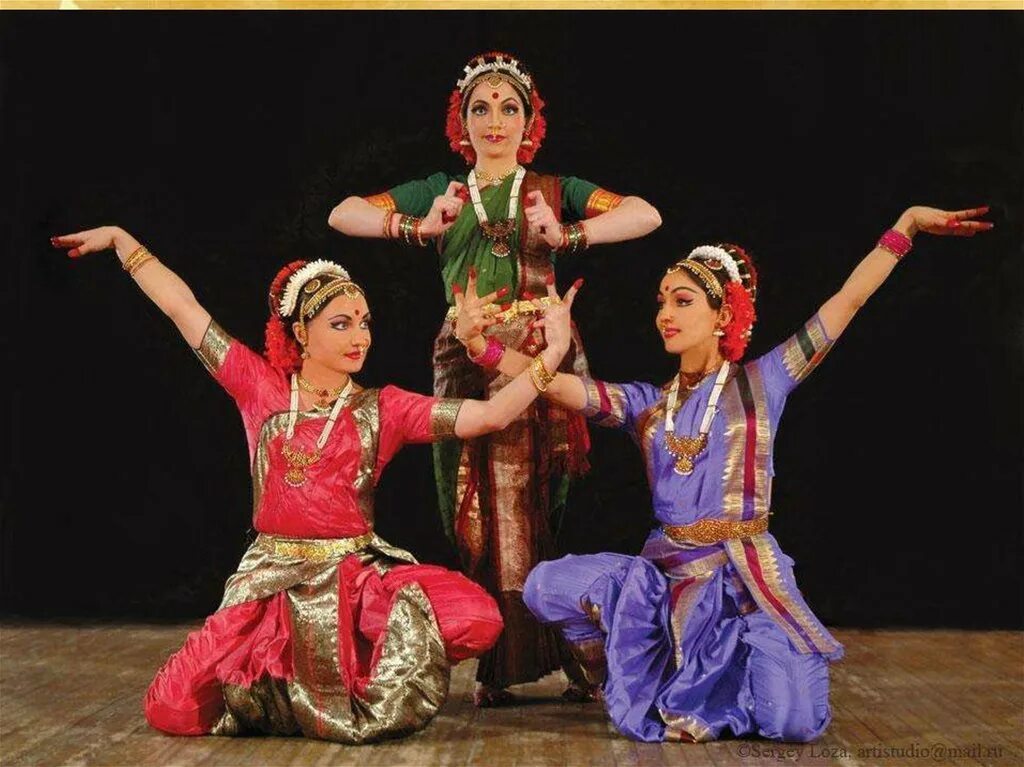 Национальный танец Индии. Индийские танцы. Индийский народный танец.