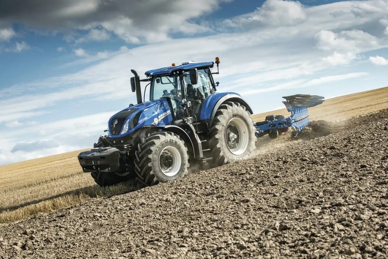 New holland t. Трактор New Holland t7. Трактор New Holland t7.270. Нью Холланд трактор t 7.