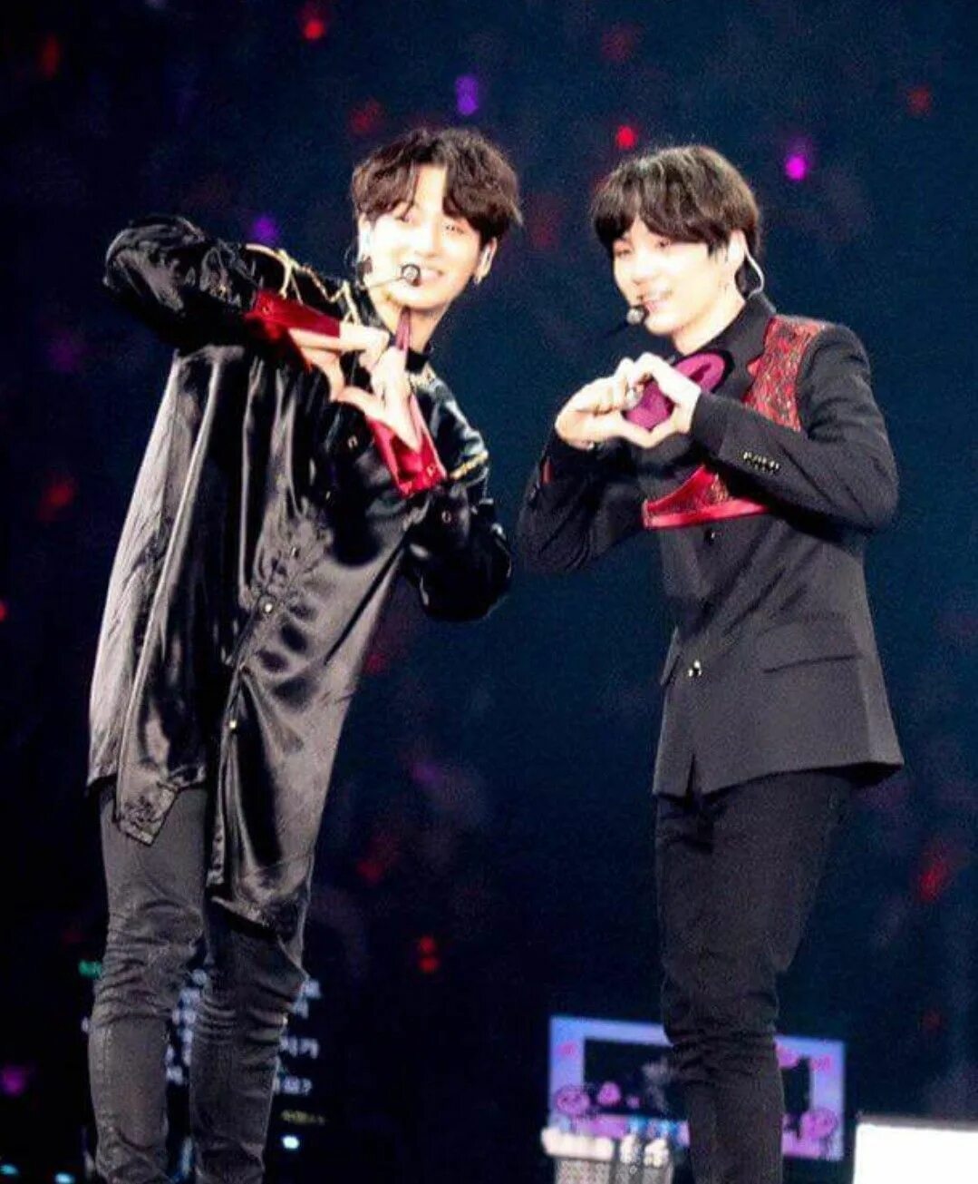 Бтс арт юнгуки. Юнгуки. Юнгуки. Мама шуги. Юнгуки.