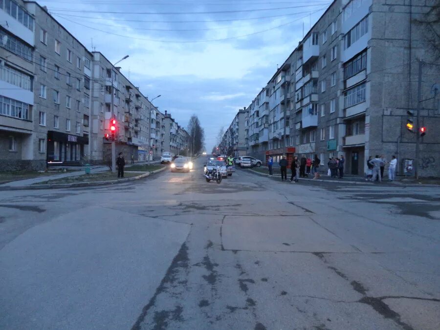 Серов город. Г Серов Свердловская область. Серов город города Свердловской области. Серов площадь города. Серов свердловская область дома