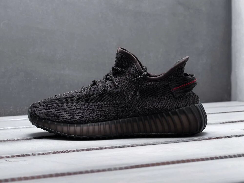 Купить кроссовки yeezy. Adidas Yeezy 350. Adidas Yeezy Boost 350. Adidas Yeezy Boost 350 v2. Adidas Yeezy 350 черные.