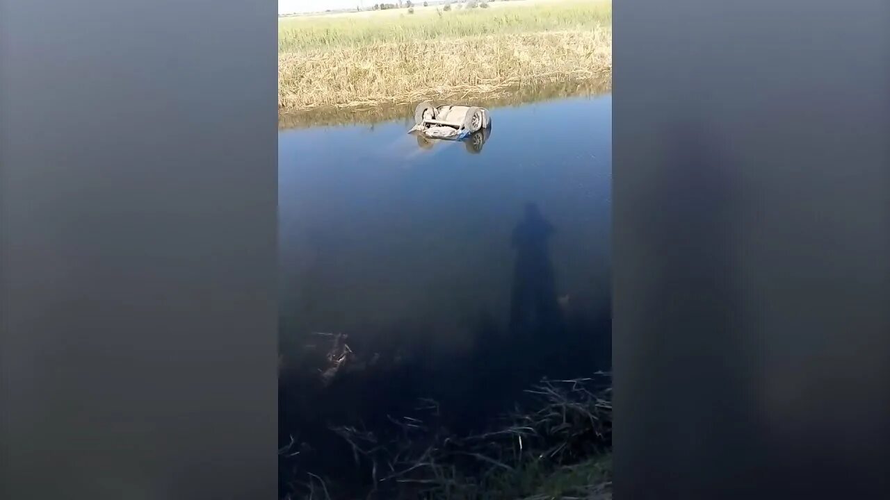 Папа утонуть. Оросительный канал под Волгоградом. В Волгоградской области утонул.