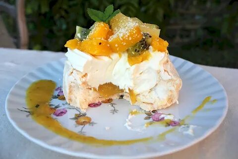 Курица с персиками консервированными