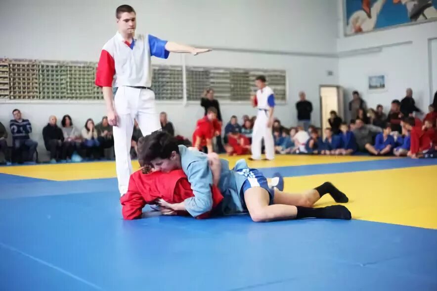 Самбо 21 век. Показательные выступления самбистов. Показательные выступления самбистов. Александр крегель самбо. Самбо 21 век.