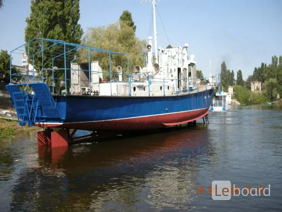 Корабль ярославец. Рвн-376у ярославец. т/х ярославец, рвн 376 водолазный бот. катер водолазный бот рвн-376у. катер ярославец 376у.