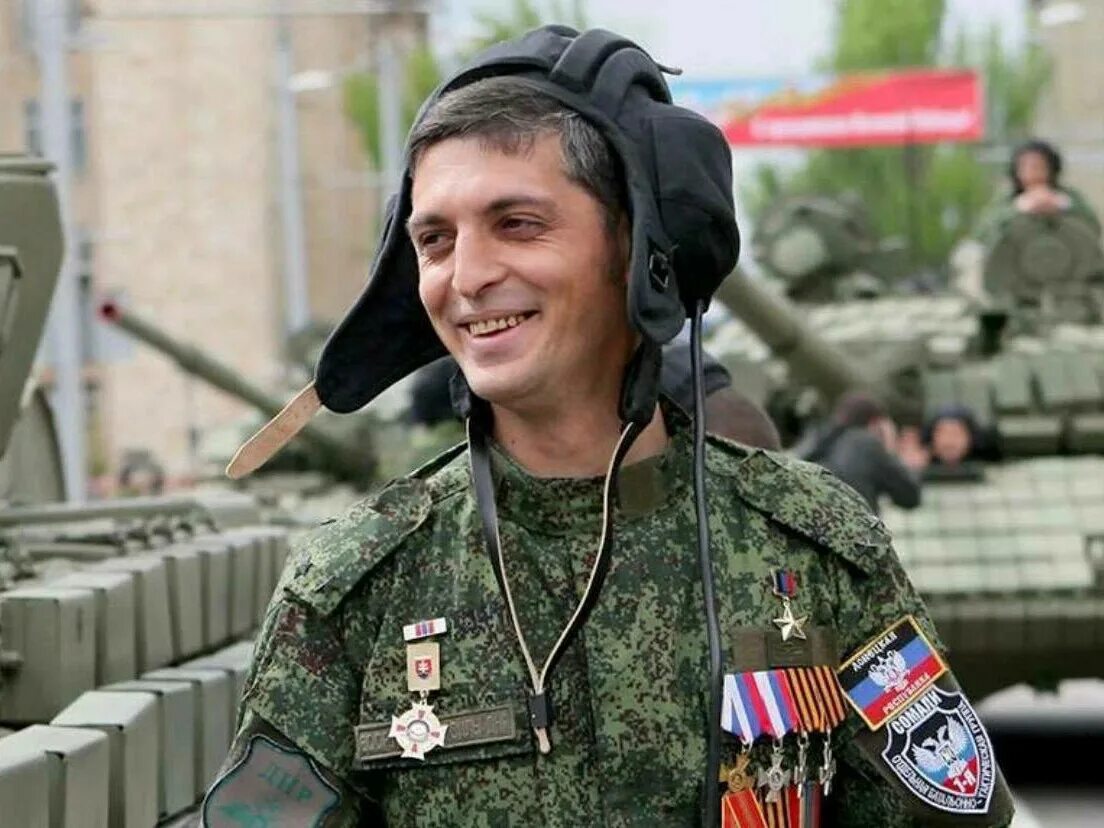 Гиви. Солдат гиви. Герой донбасса гиви. Я гиви мальчики. 2014 гиви сомали.