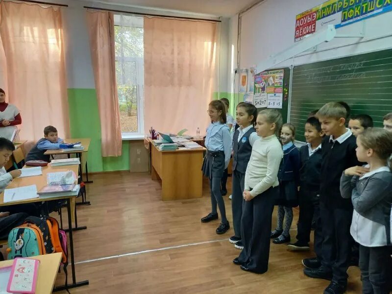 вихоревка 2. вихоревка. школа 1 вихоревка. вихоревка школа. школа 101 вихоревка.