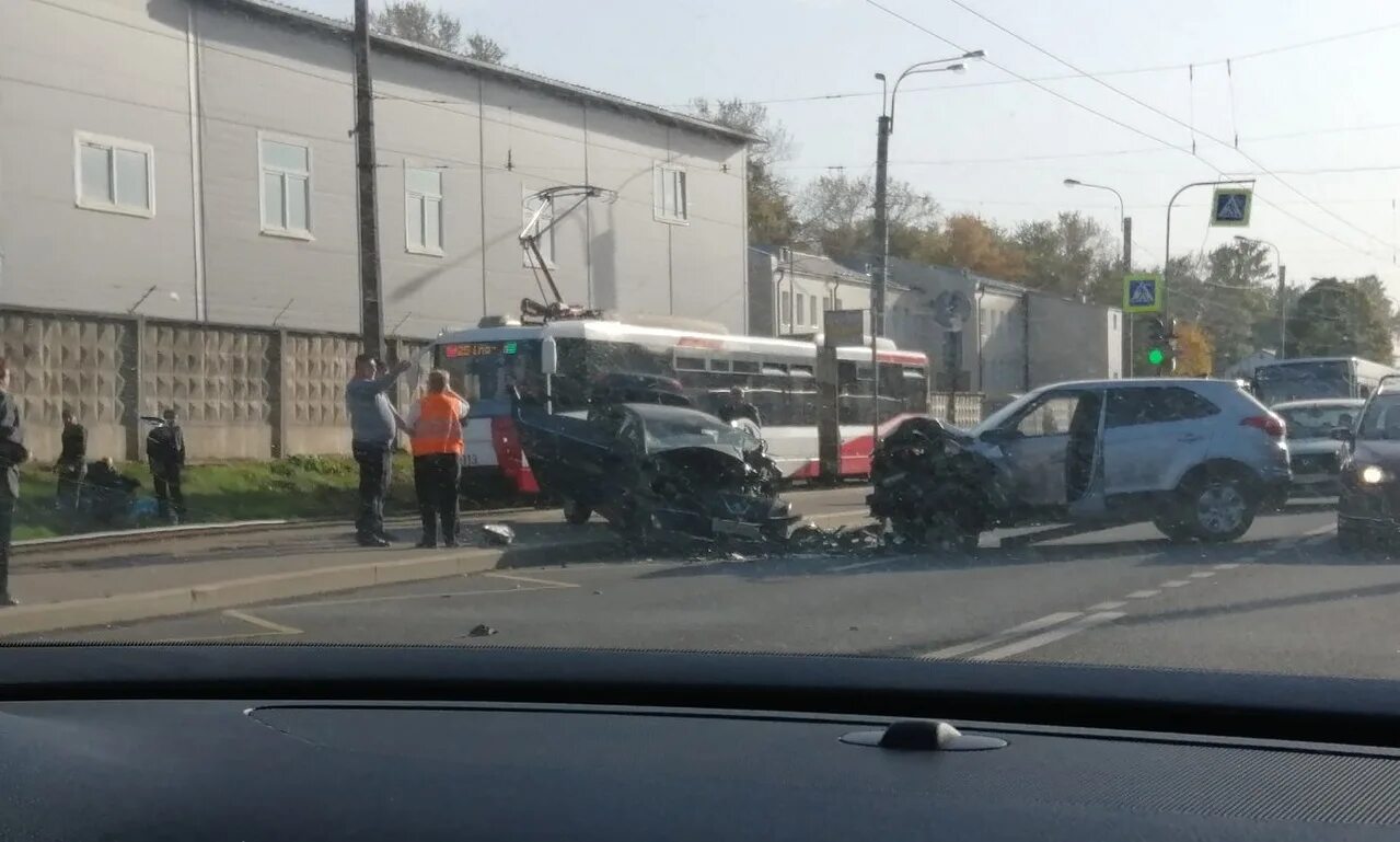 пожар во дворе. 09. дтп subaru зимой в купчино. что случилось в купчино. что случилось в купчино.