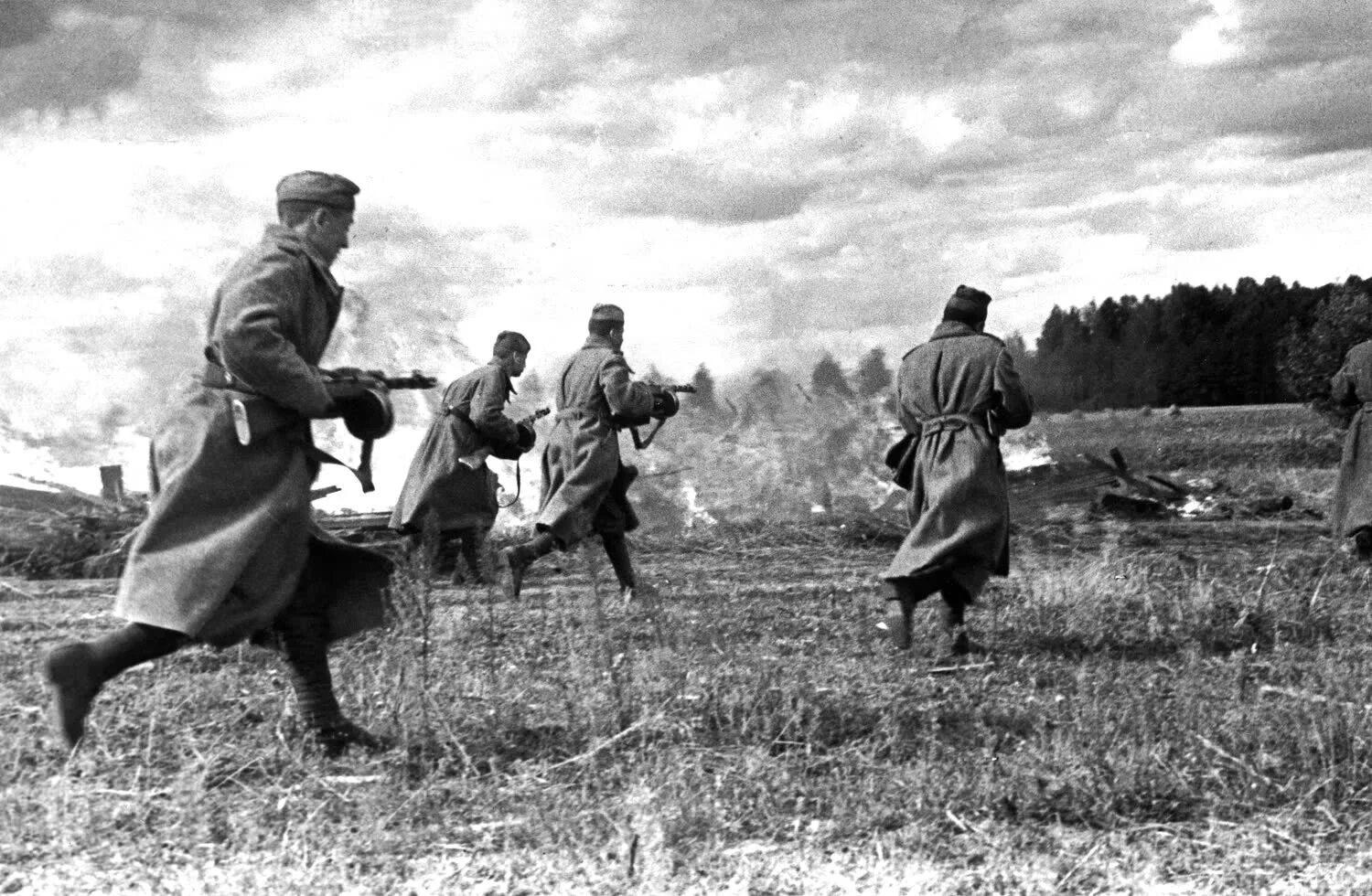 Осень 1944 года. 1941 Фронт солдаты. Солдаты на войне 1941.